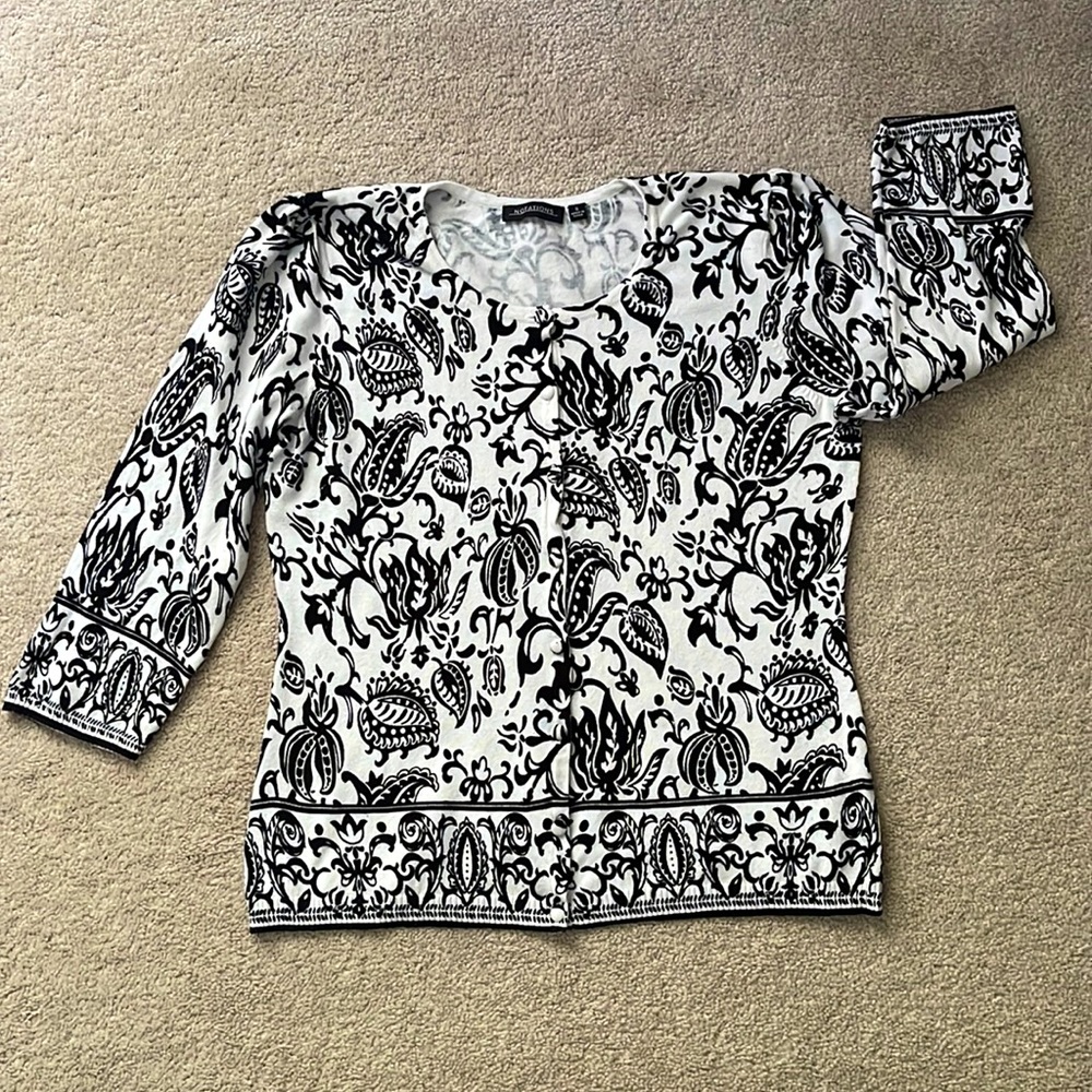 Pretty black & white 3/4 length sleeve cardigan sweater!by Notations size small